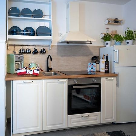 Apartment Montona プーラ エクステリア 写真