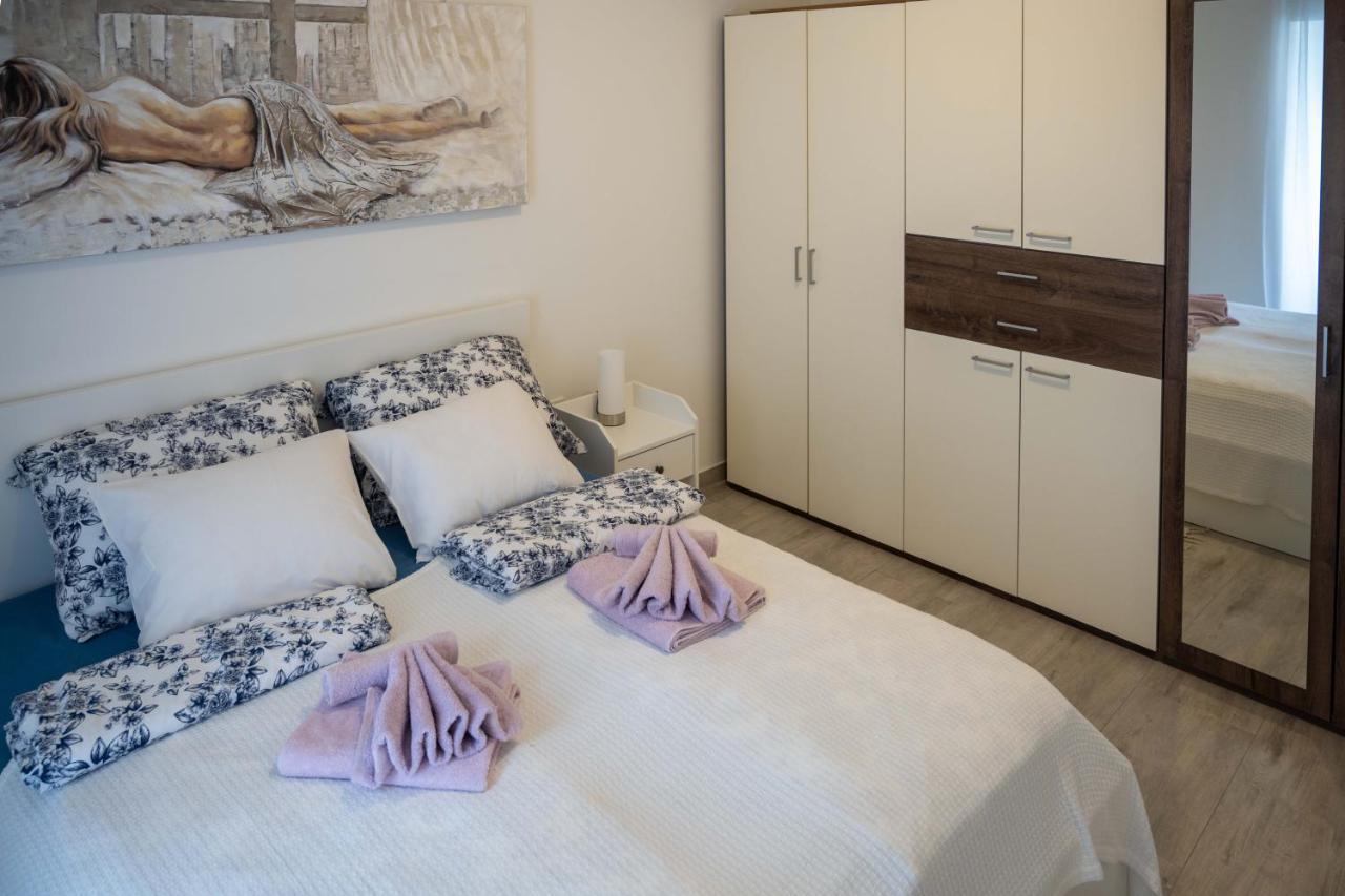 Apartment Montona プーラ エクステリア 写真