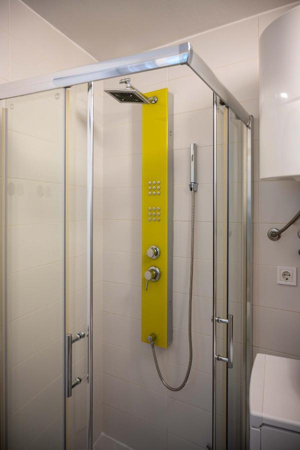 Apartment Montona プーラ エクステリア 写真